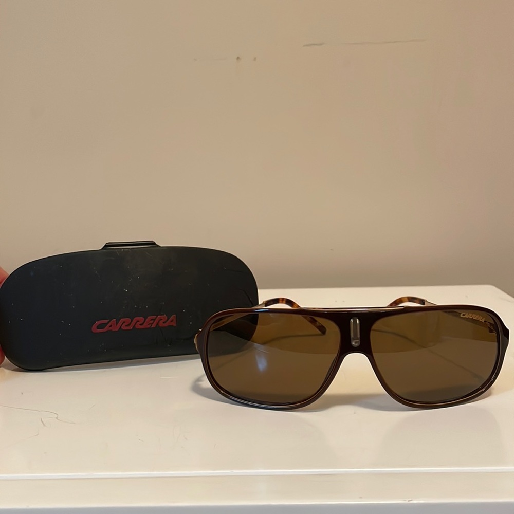 Brown Polarized Carrera Sunnies